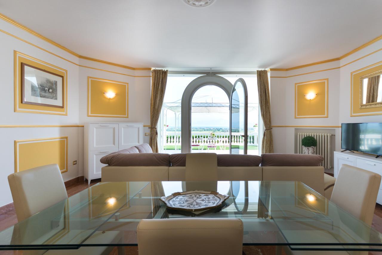 Relais Villa Belvedere & Spa Only Adults بوتسولينغو المظهر الخارجي الصورة